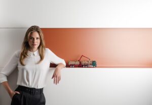 Dame mit LKW